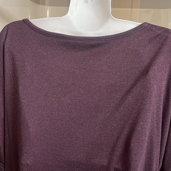 Plum tshirt with Mandela detail - Picture 3 of 3